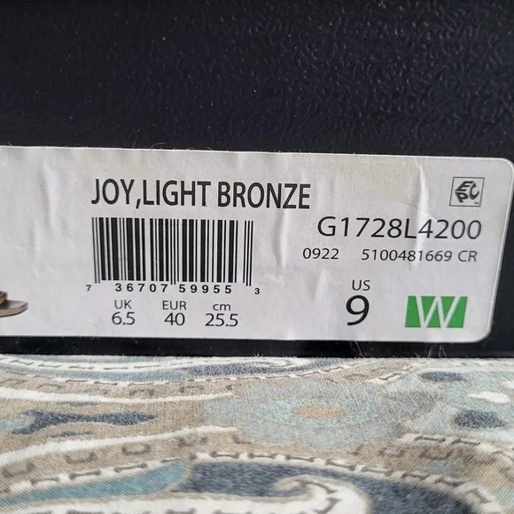 Naturalizer Women's Joy Square Toe Ankle Strap Dress Sandals In LIGHT BRONZE - Picture 13 of 13